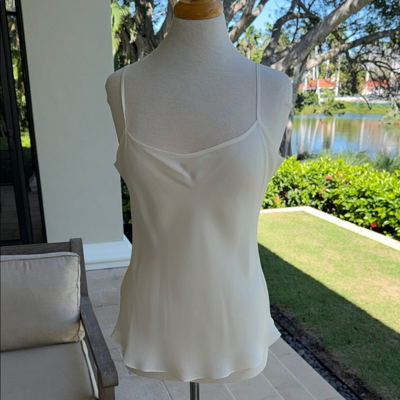 Oscar de la Renta Black and White Lace Blouse - Picture 3 of 8